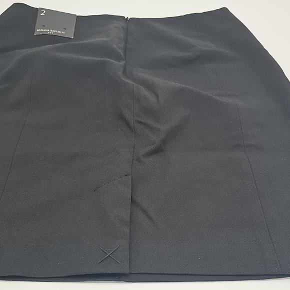 NEW W/ TAGS Banana Republic Black Skirt Size 2 - Picture 7 of 8